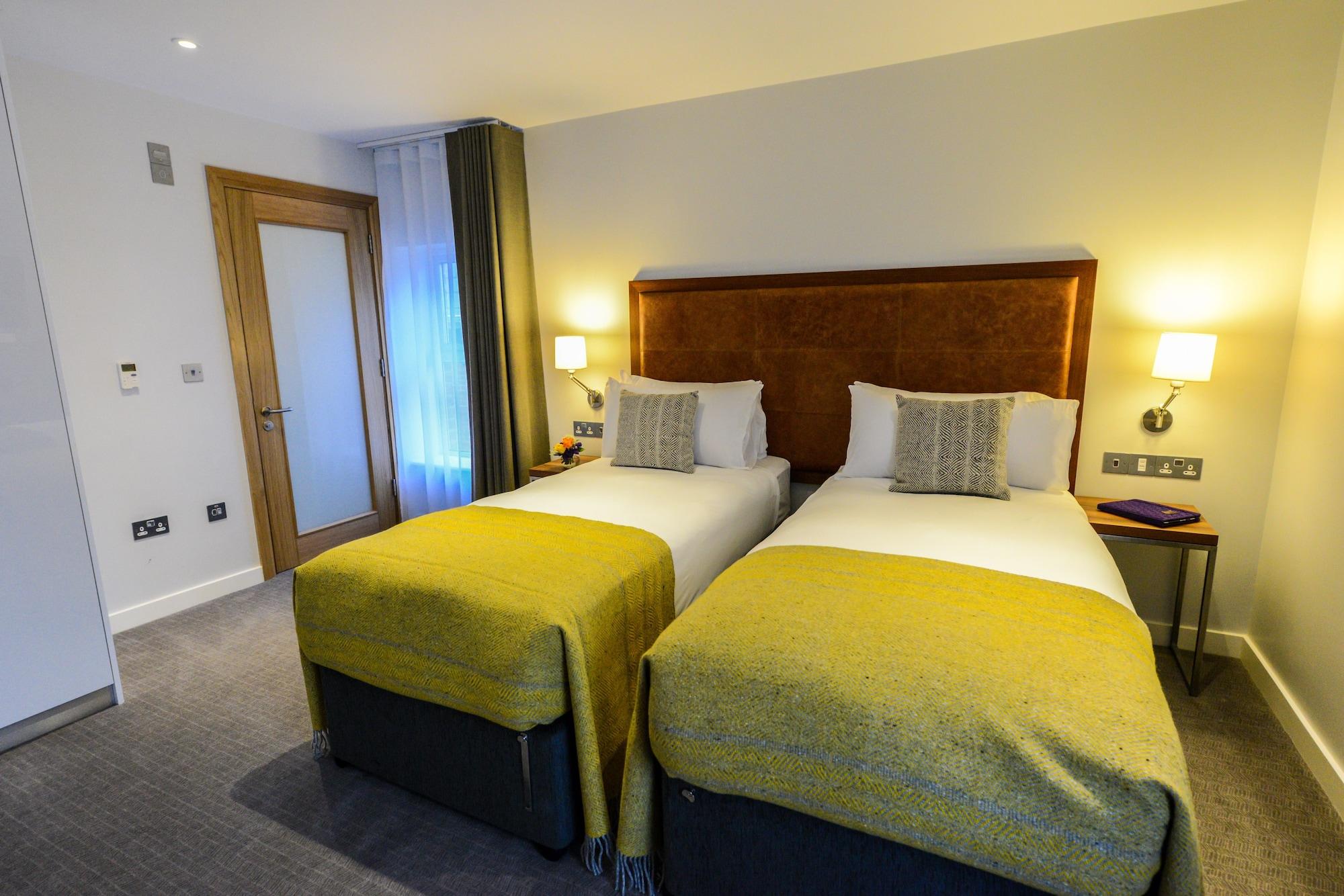 Premier Suites Dublin, Ballsbridge ภายนอก รูปภาพ