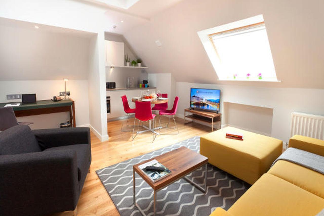 Premier Suites Dublin, Ballsbridge ภายนอก รูปภาพ