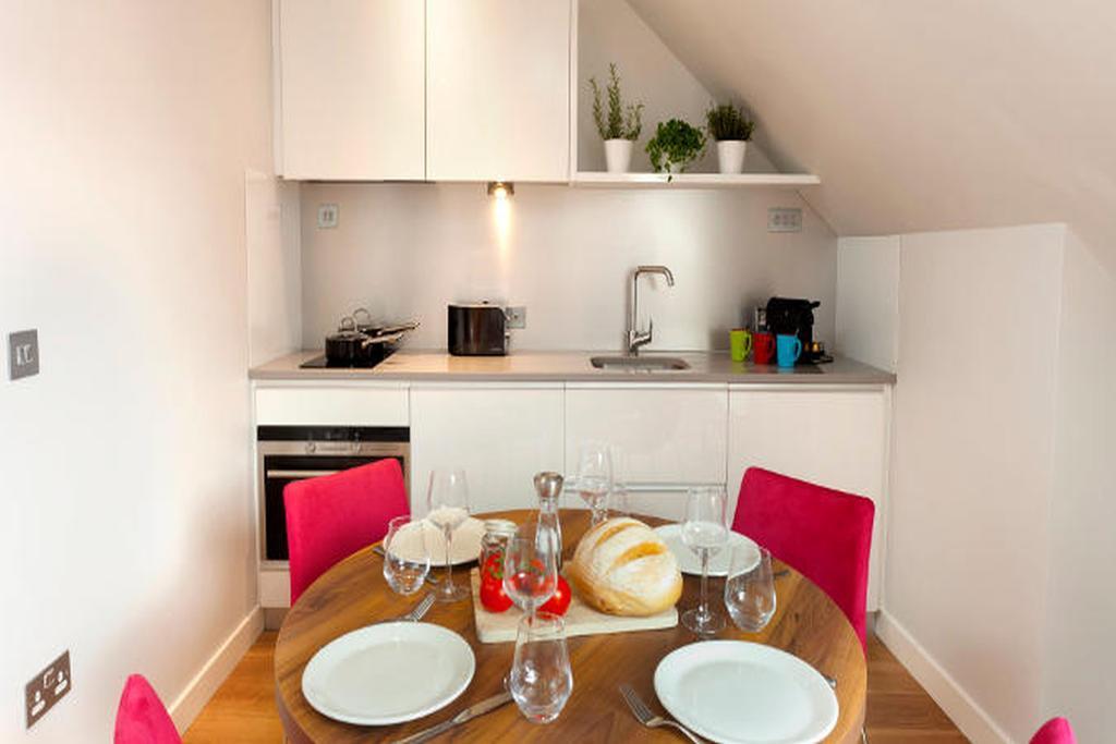 Premier Suites Dublin, Ballsbridge ภายนอก รูปภาพ