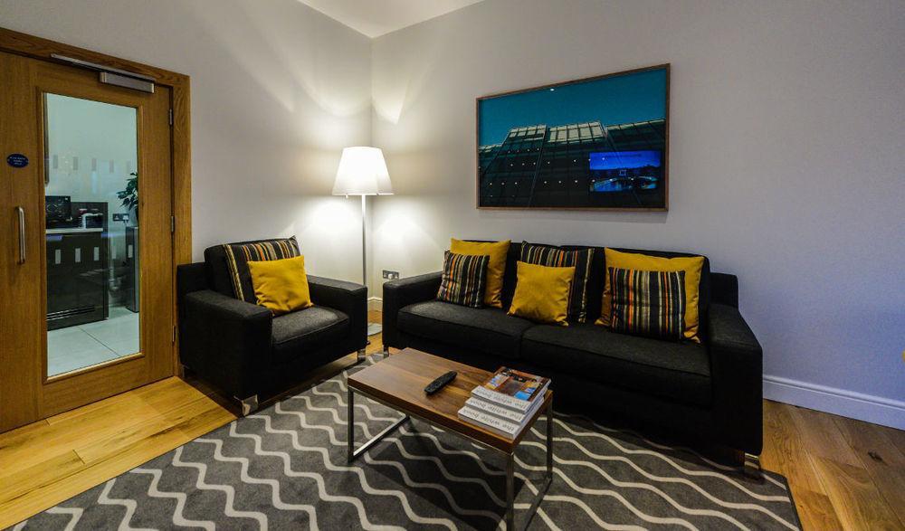 Premier Suites Dublin, Ballsbridge ภายนอก รูปภาพ
